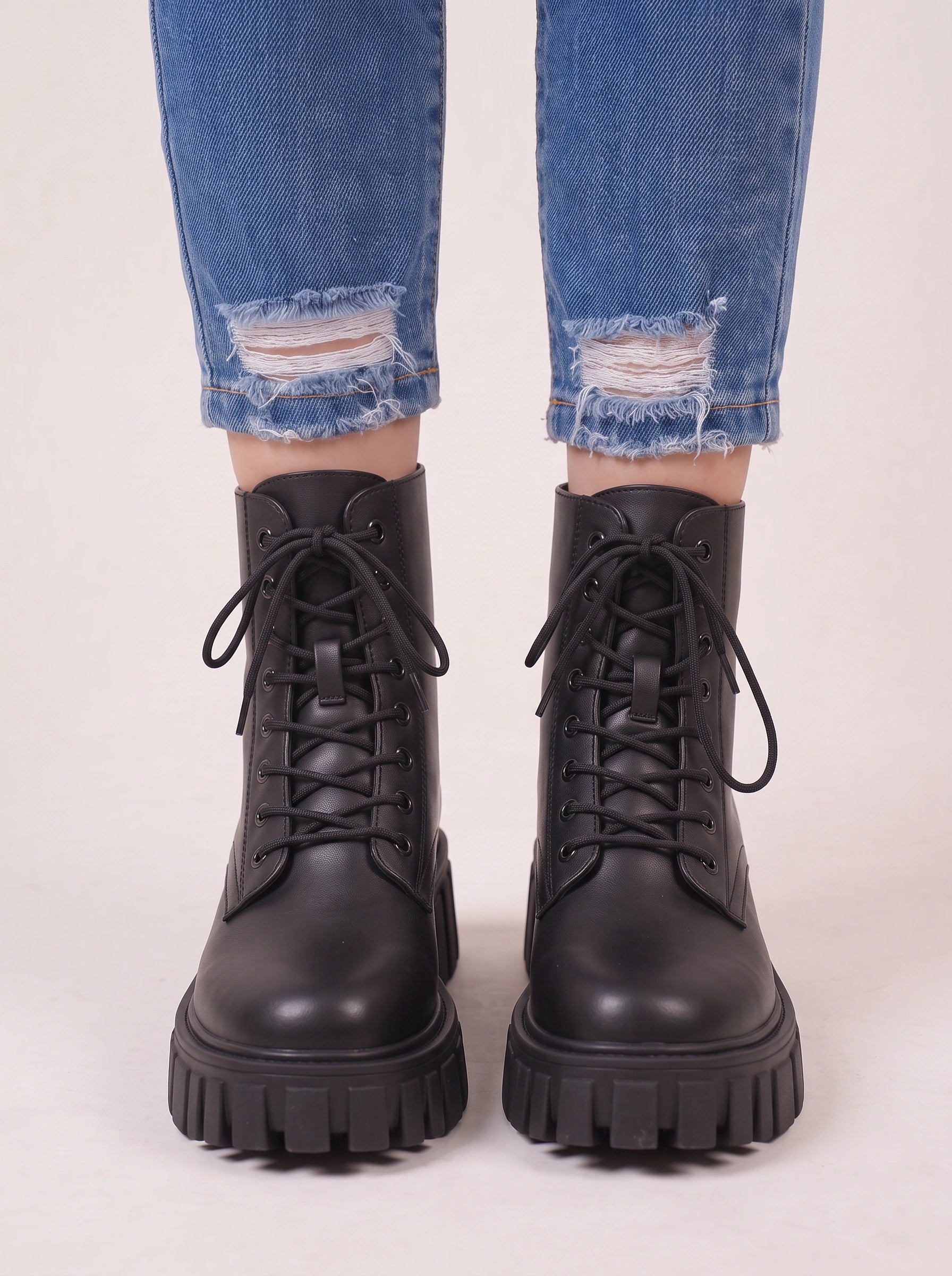 Gridrun Chunky Platform Lace-Up Ankle Boots – Women Goth Punk Combat Biker Black Leather Ankle Boots