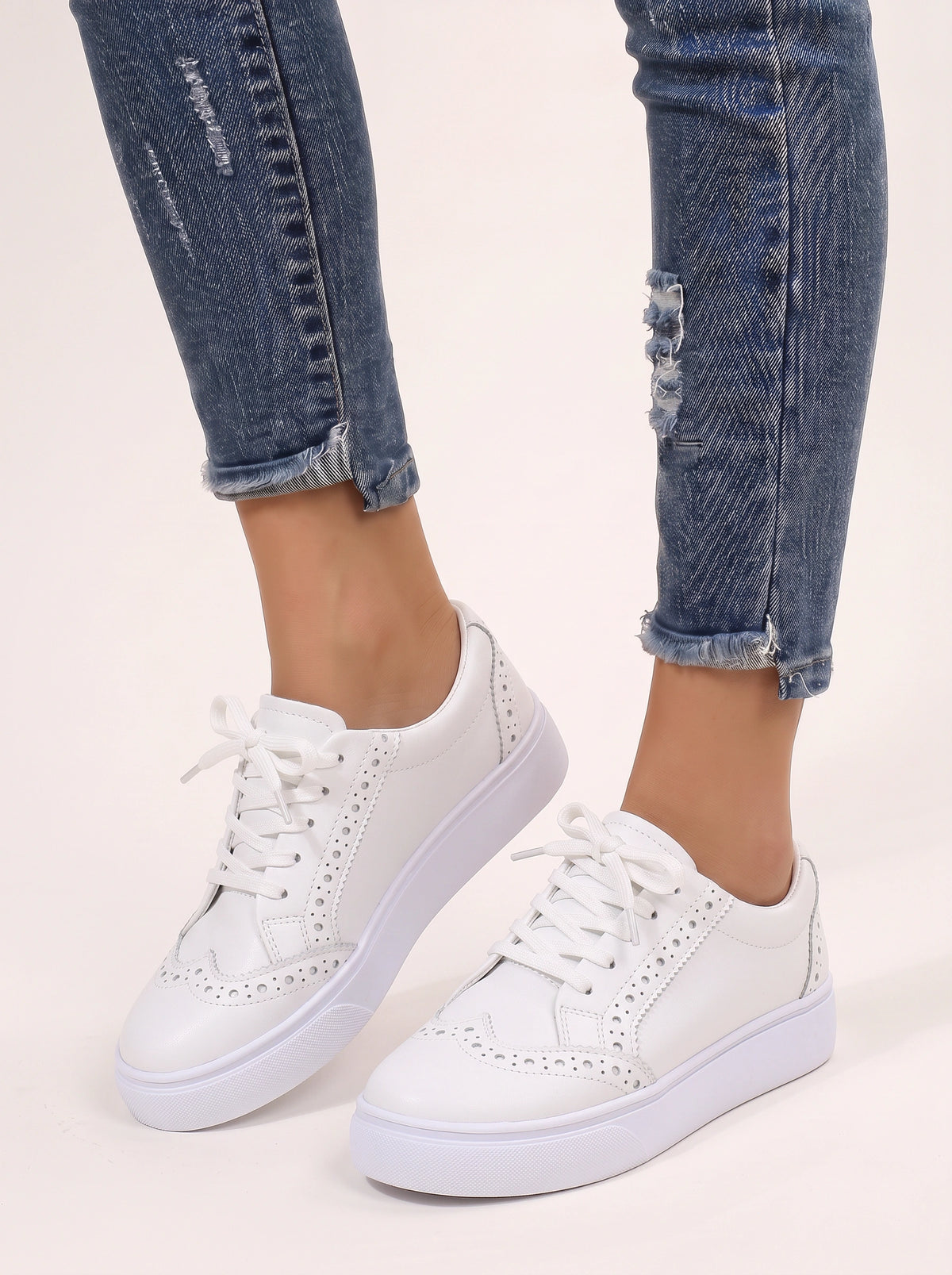 Wingesta Lace-Up Platform Trainers – Wingtip Brogue Women Casual Streetwear Everyday Flatform Trainers
