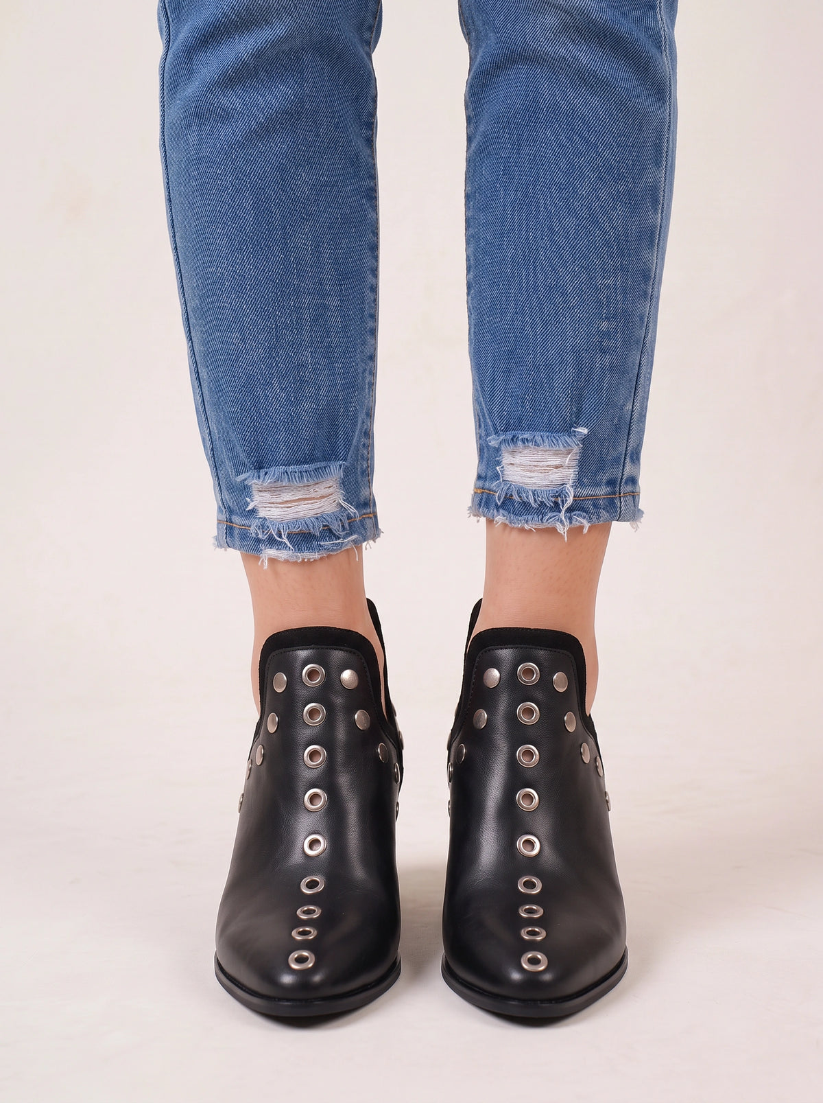 Eyrowen Grommet Ankle Boots – British Women Leather Studded Block Heel Chelsea Ankle Boots