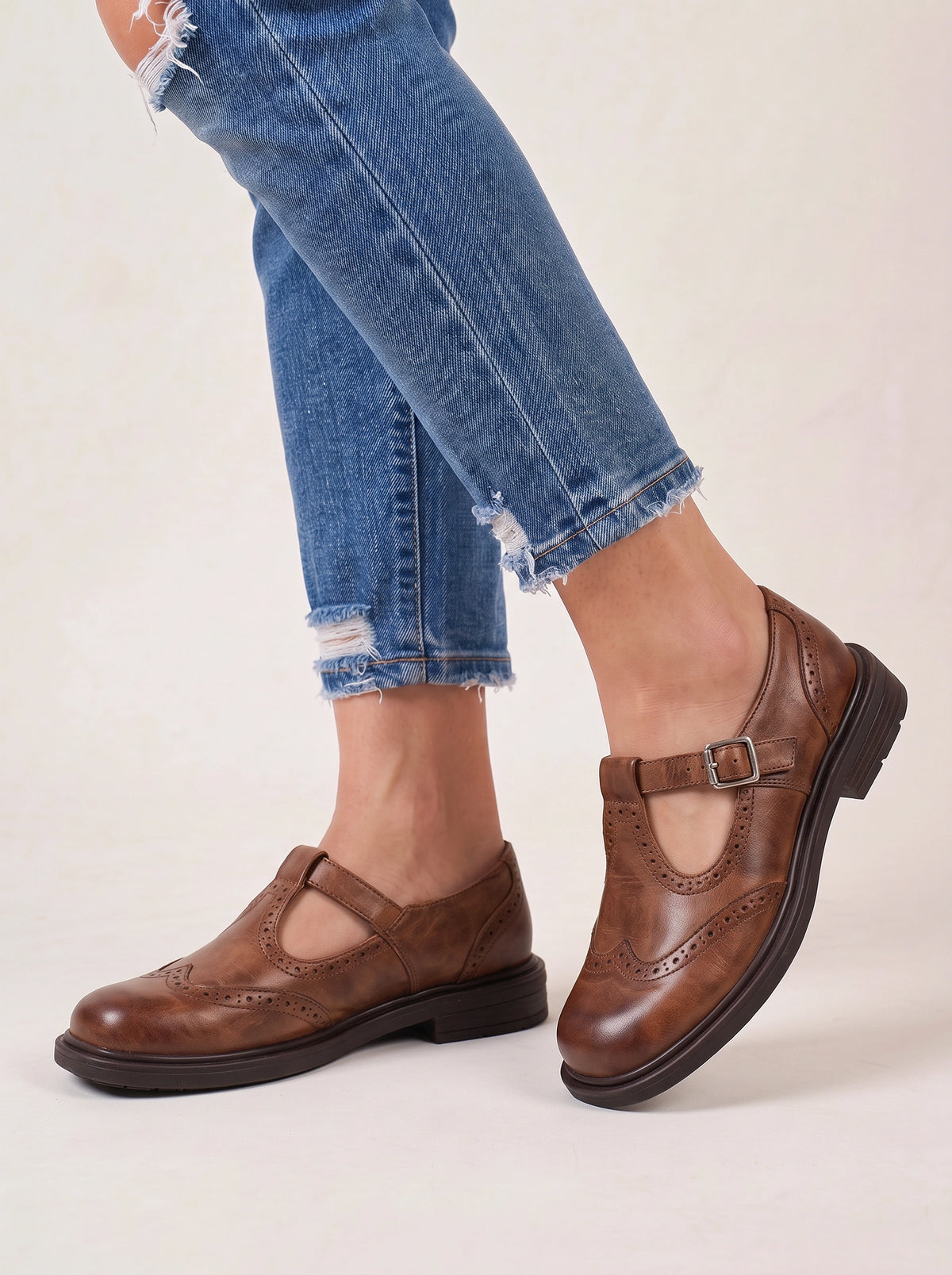 Punchette T-Strap Mary Jane Brogue Shoes – Women Closed Toe Casual Office Vintage Retro Buckle Flat Shoes