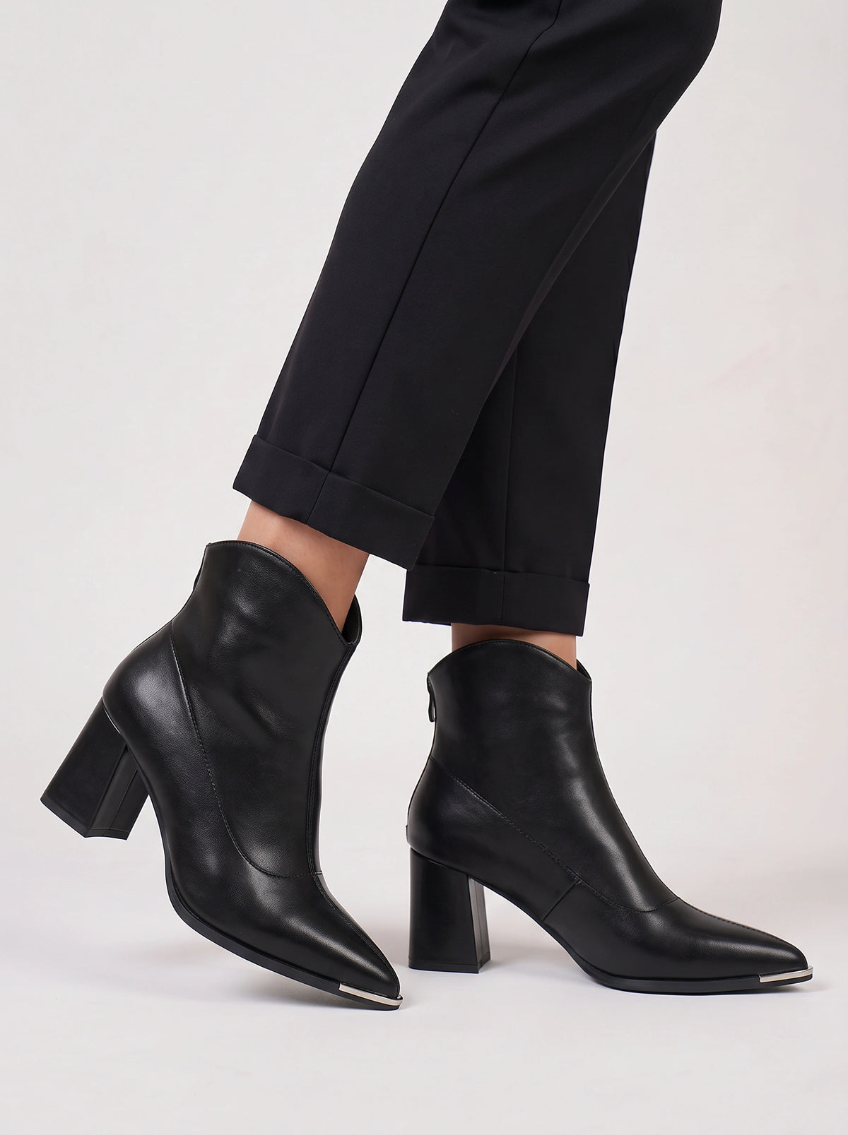 Mettora Leather Ankle Boots – Pointed Toe Heeled Women Ladies Black Ankle Boot Autumn Winter Retro