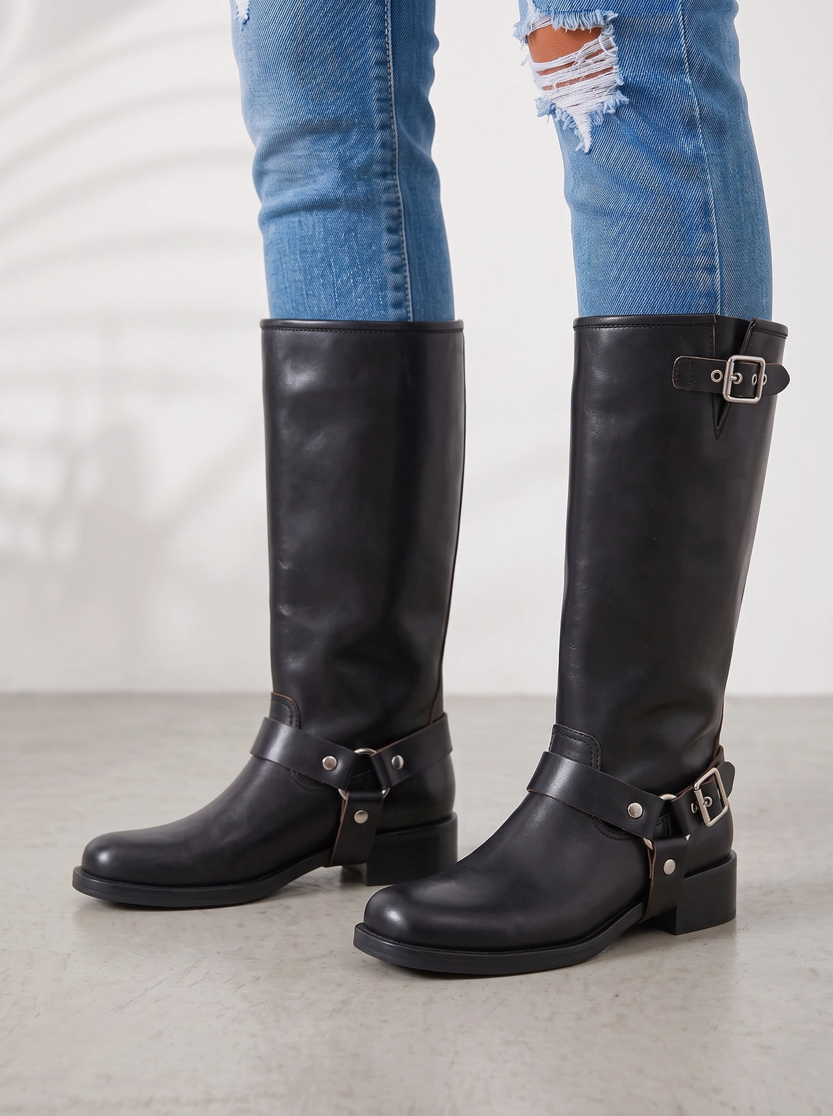 Duharnis Knee High Riding Boots – Women Buckle Harness Low Block Heel Biker Knee High Boots