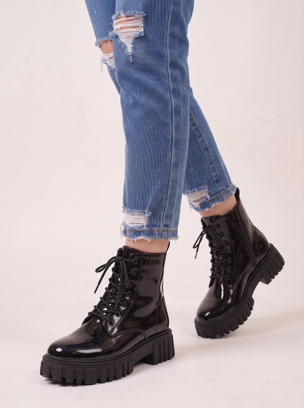 Tredriga Lace-Up Platform Ankle Boots – Patent Leather Chunky Sole Women Streetwear Grunge Combat Ankle Boots