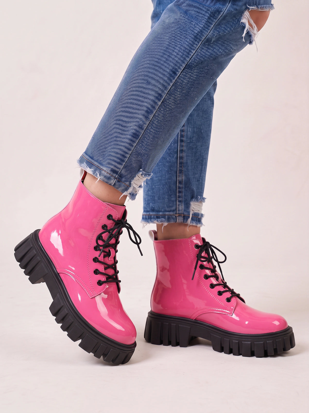 Tredriga Lace-Up Platform Ankle Boots – Patent Leather Chunky Sole Women Streetwear Grunge Combat Ankle Boots
